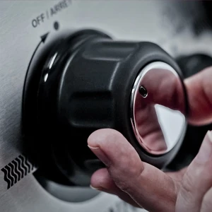 Crown_Knob Turn_01.jpg