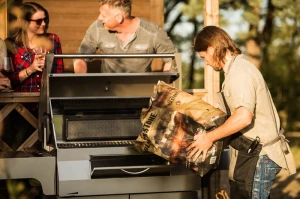 GrillStore PRO605_Doors (28).jpg