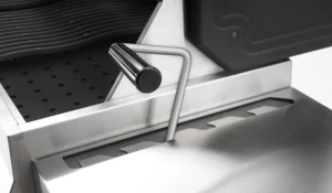 GrillStore PRO605_Doors (29).jpg