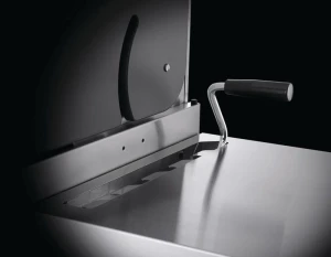 GrillStore PRO605_Doors (38).jpg