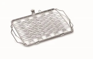 57012_expandable_grill_basket_on_white_closed.jpg
