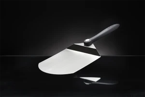 70003_pizza_spatula_on_black_napoleon_grills.png