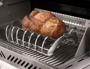 70009_ss_rib_rack_roast_in_use_napoleon_grills.jpg